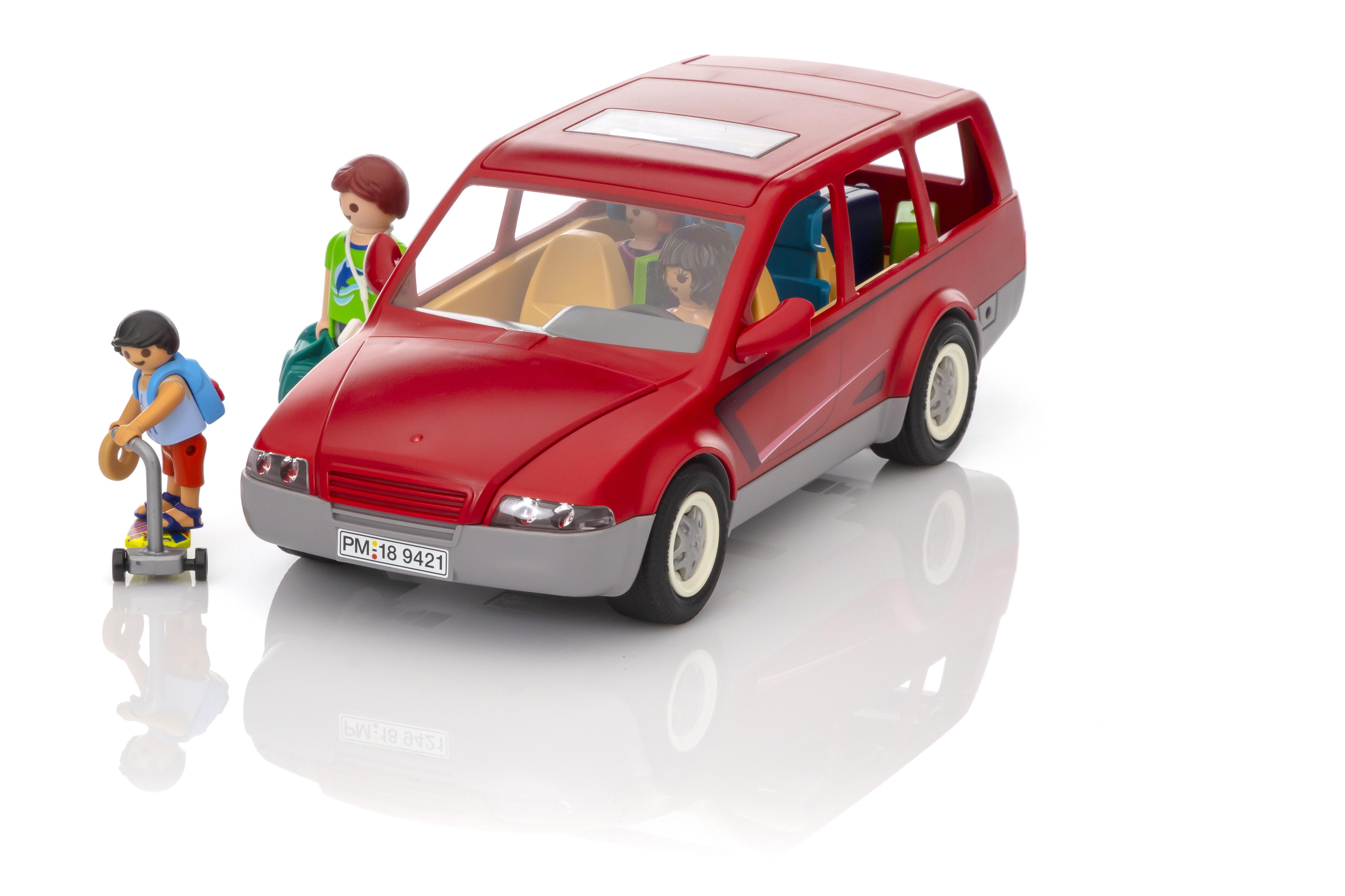 playmobil family car 9421