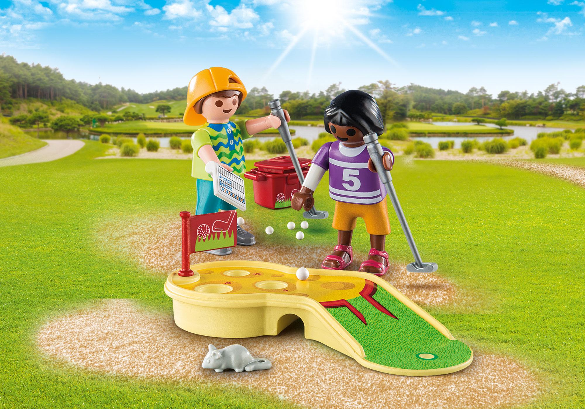 9439_product_detail/Crian&ccedil;as a jogar minigolfe