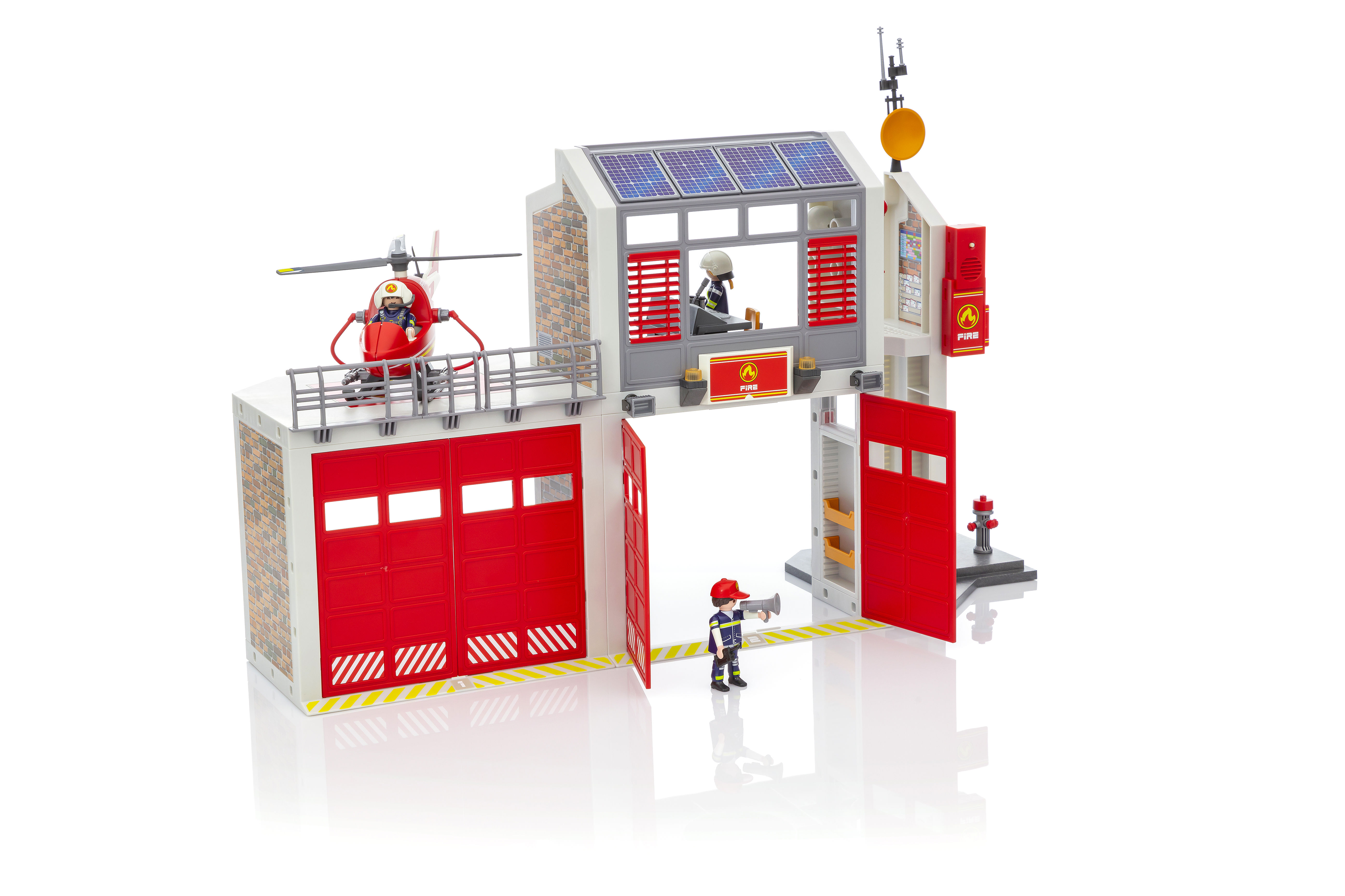 Playmobil pompiers en francais La maternelle visite les pompiers - La  famille Hauser 