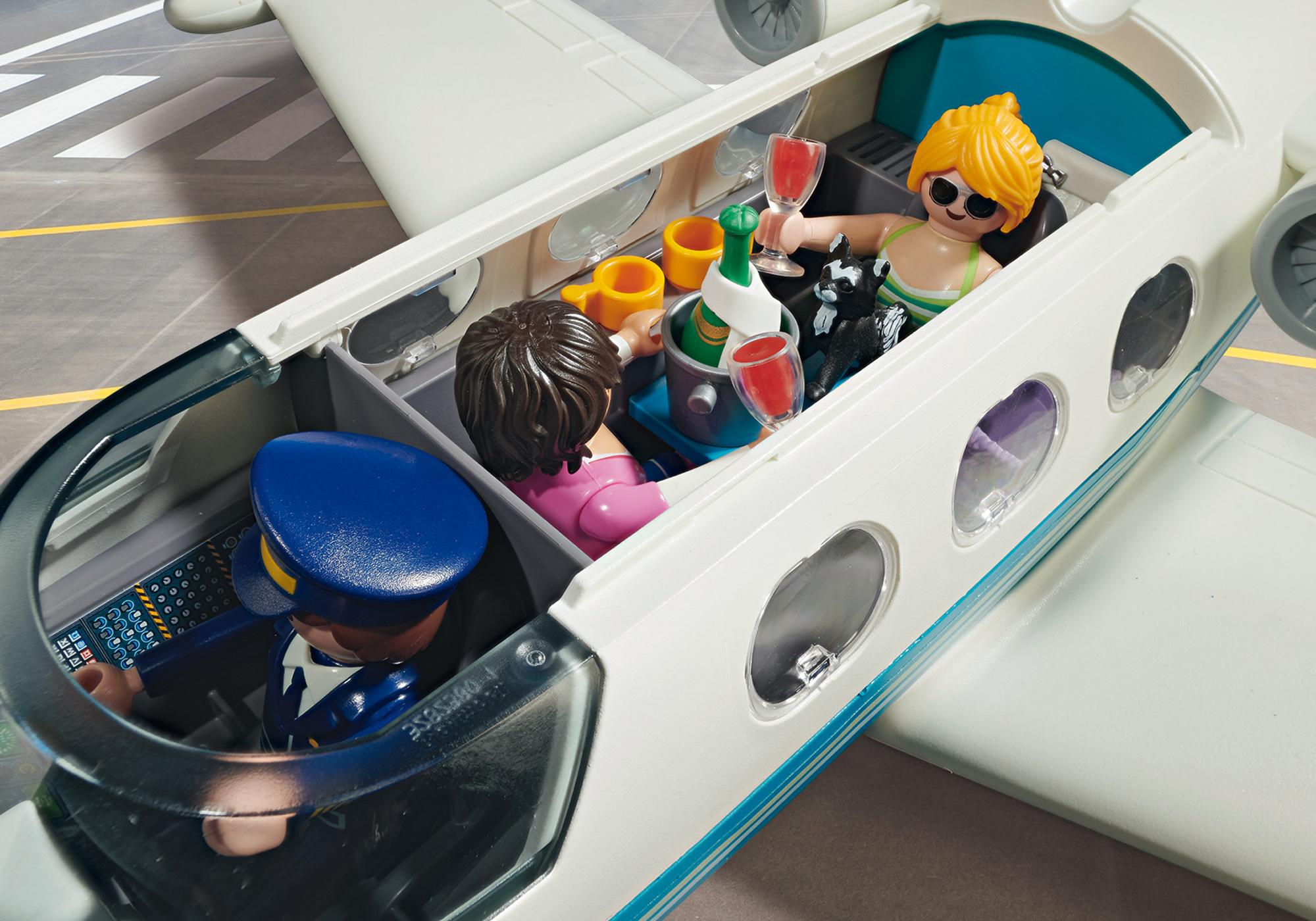https://media.playmobil.com/i/playmobil/9504_product_extra3