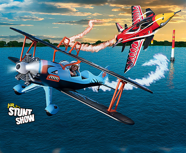 Discover our Air Stunt Show sets like 70832 Air Stunt Show Eagle Jet